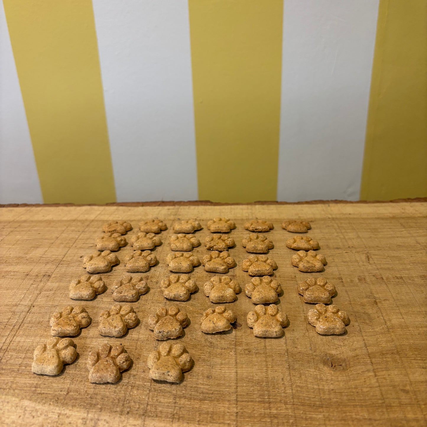 Garlic & Chicken Paws Dog Biscuits Gluten/Grain Free